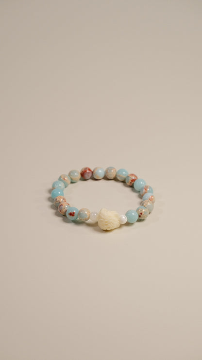 HUSHFOOT Light Blue Shoushan Stone Fruit Bead Bracelet