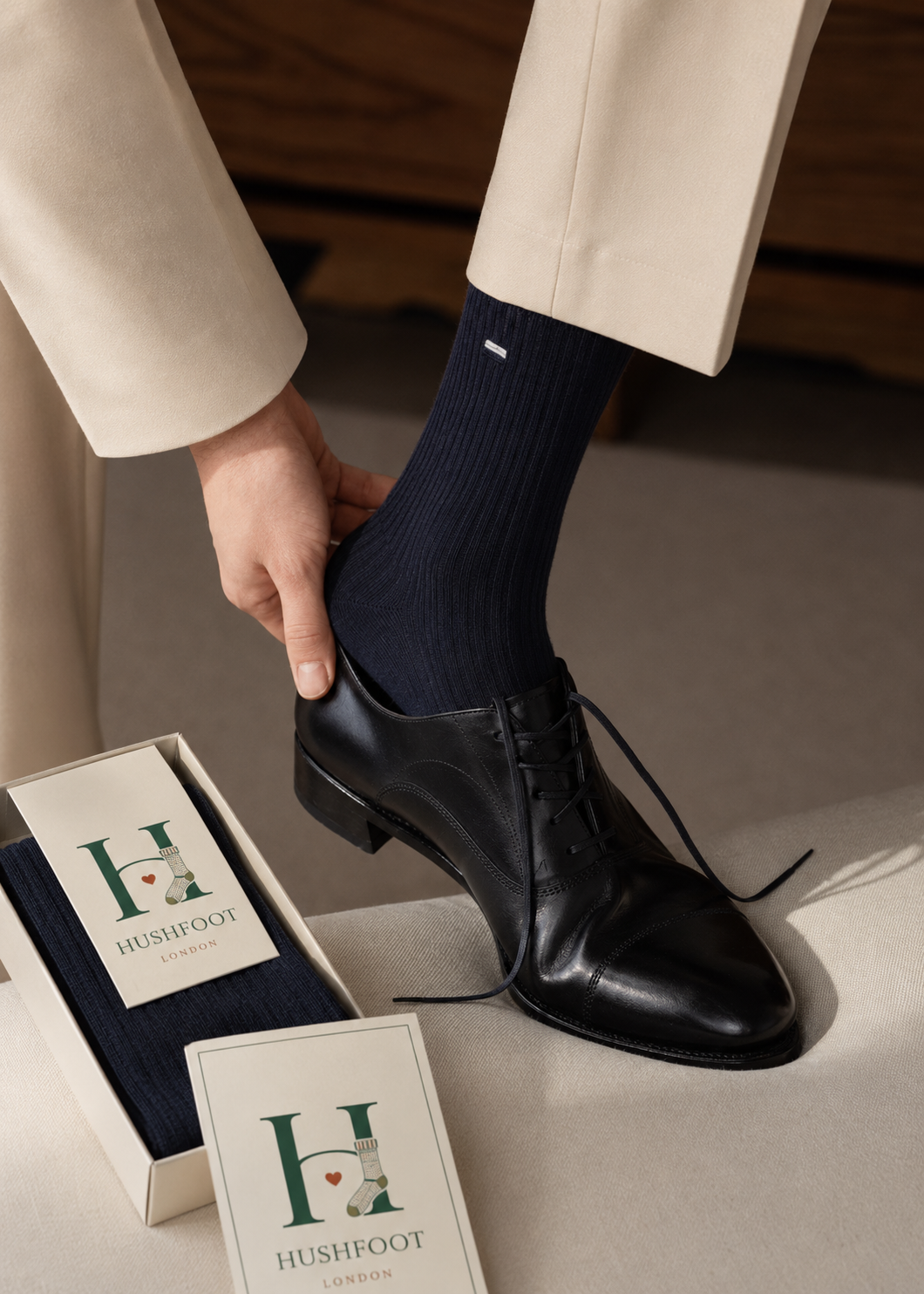 HUSHFOOT Men's 200-Needle Cotton Ankle Socks with Gentle Support — English product image 1 (SKU 3079)