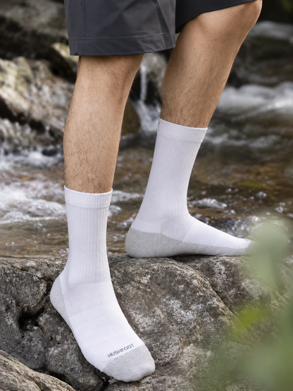 HUSHFOOT Cushioned Cotton Hiking Socks for Walking and Light Sport — English product image 1 (SKU 3084)