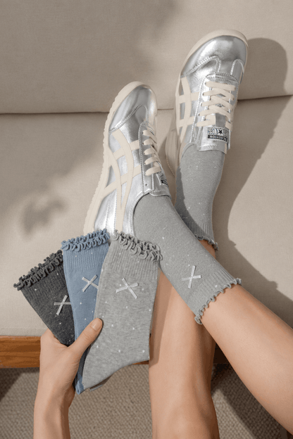 HUSHFOOT Women's Cotton Polka Dot Socks with Bow Detail for Loafers — English product image 1 (SKU 4262)