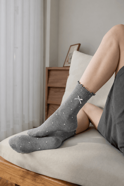HUSHFOOT Women's Cotton Polka Dot Socks with Bow Detail for Loafers — English product image 2 (SKU 4262)