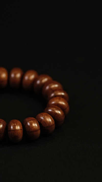HUSHFOOT Liu Dao Mu Abacus and Dzi Bead Bracelet